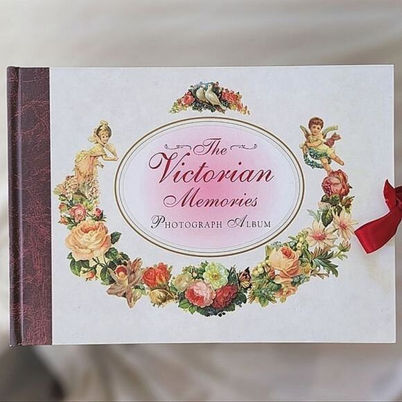 Deadstock 90s The Victorian Memories Photograph Album - Picture 1 of 7